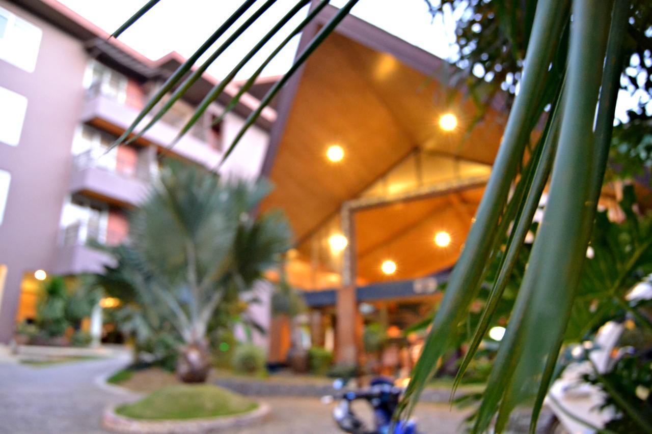 فندق The Palms Of Boracay Balabag  المظهر الخارجي الصورة